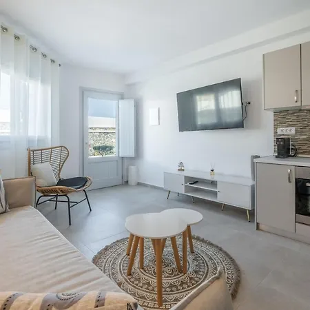 Sn Santorini * Kamári