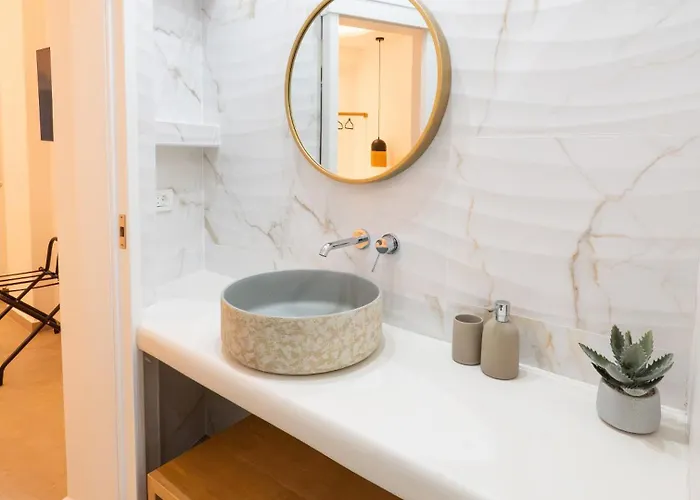 Sn Santorini * Kamári