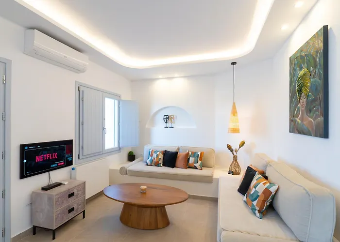 Sn Santorini * Kamari (Santorini)